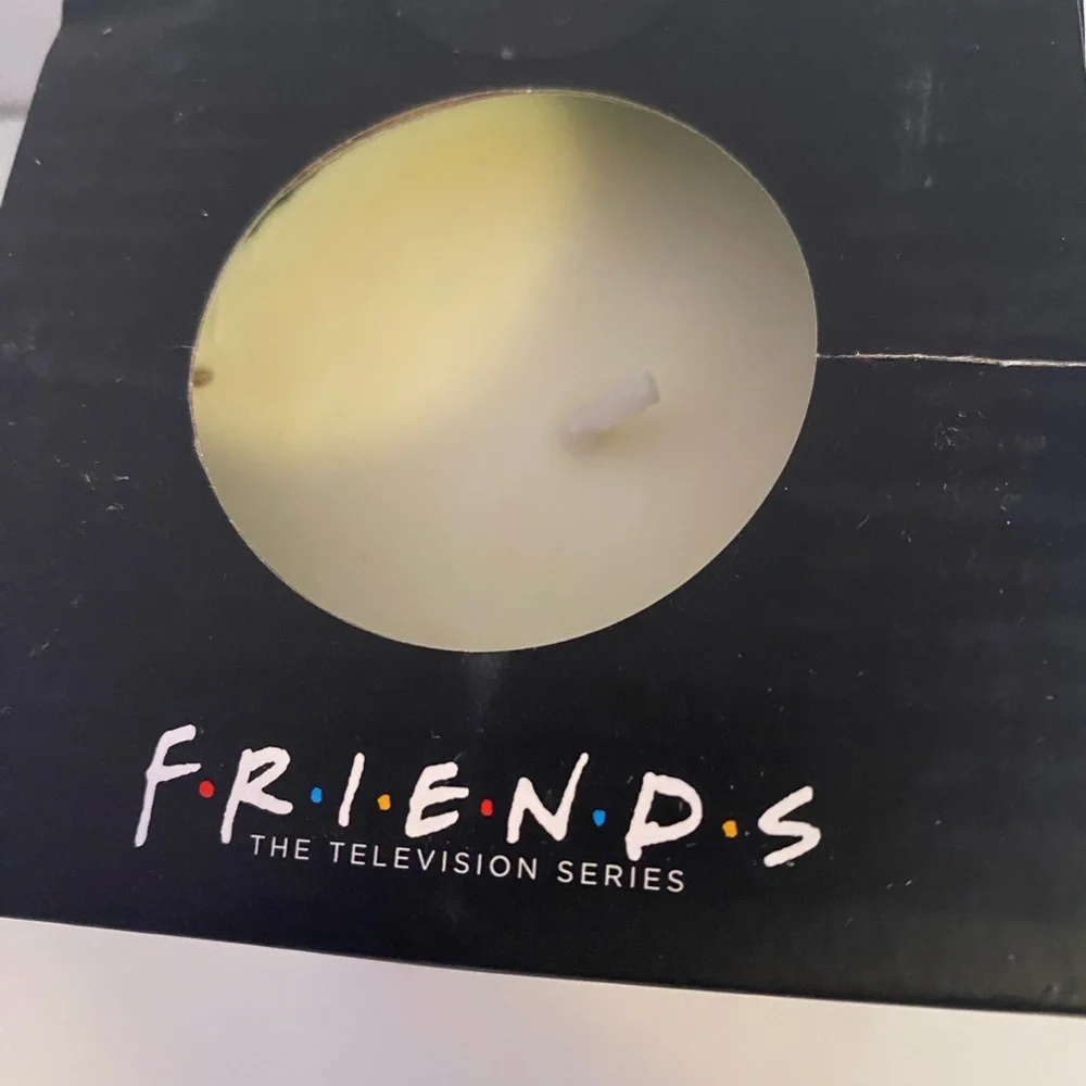 FRIENDS Central Perk Green Candle.